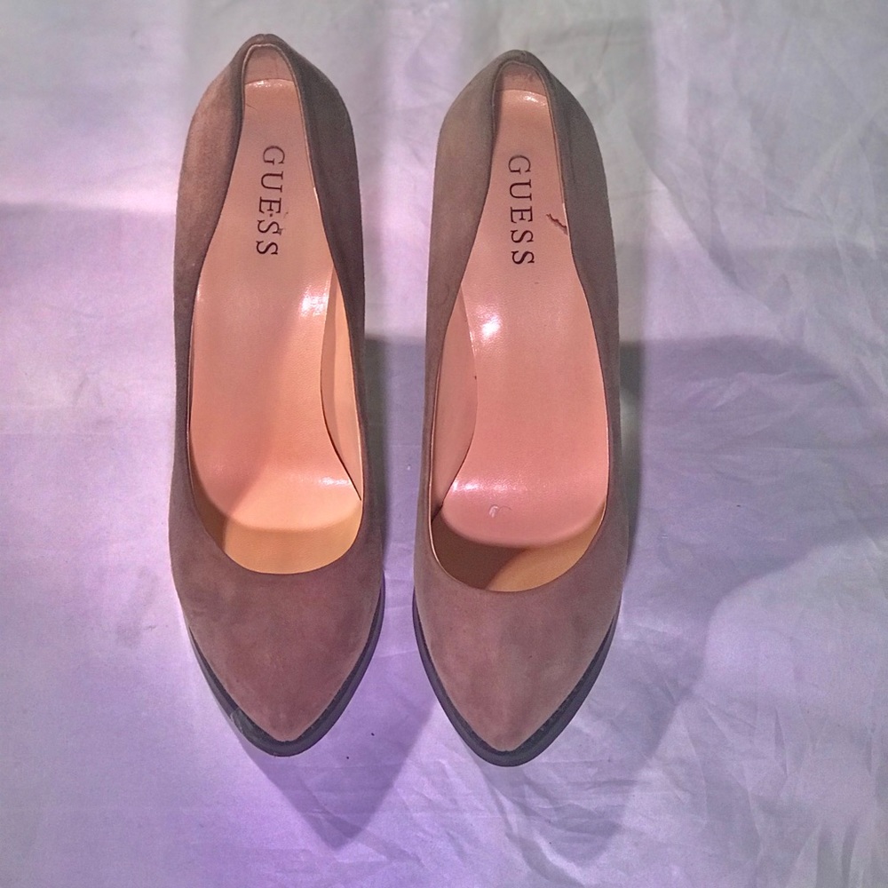 GUESS Stone stilettos w/ hidden platforms size 8.5